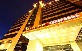 Отель Наири Ереван